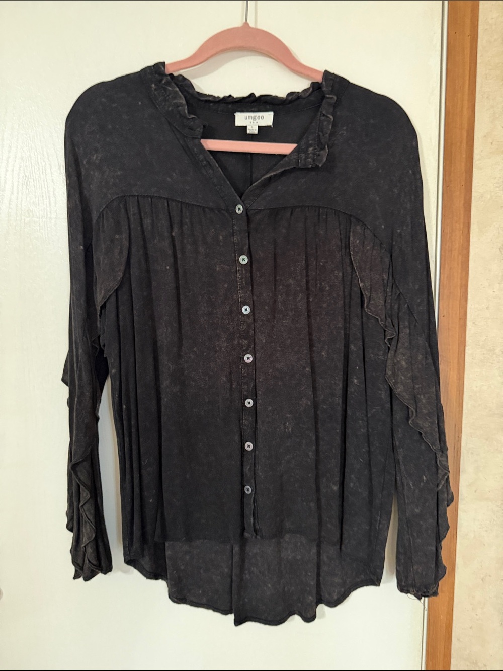Umgee Washed Black Ruffle Button-Front Blouse